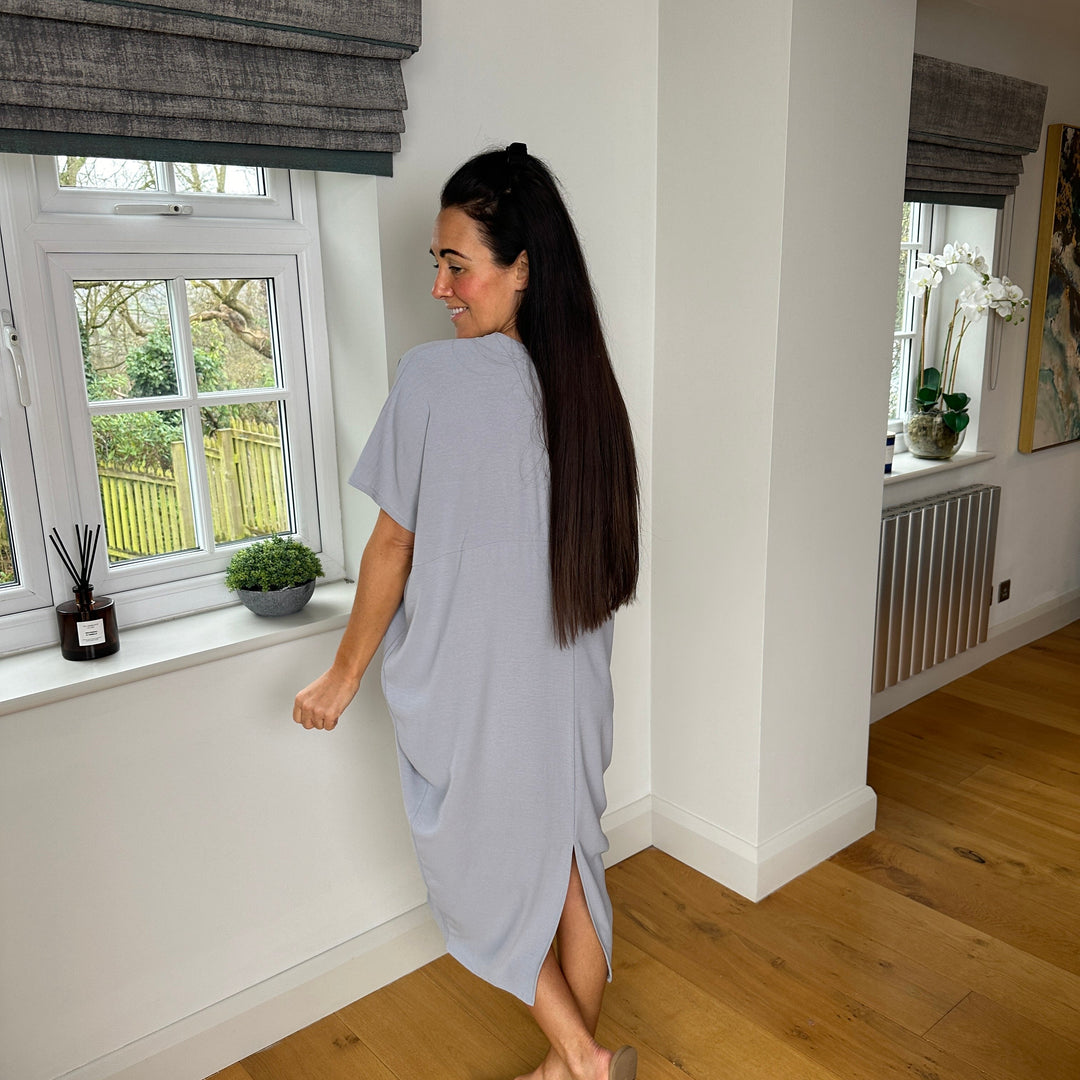 Olivia | Midi Summer Dress with V-Neck and Kimono Sleeve