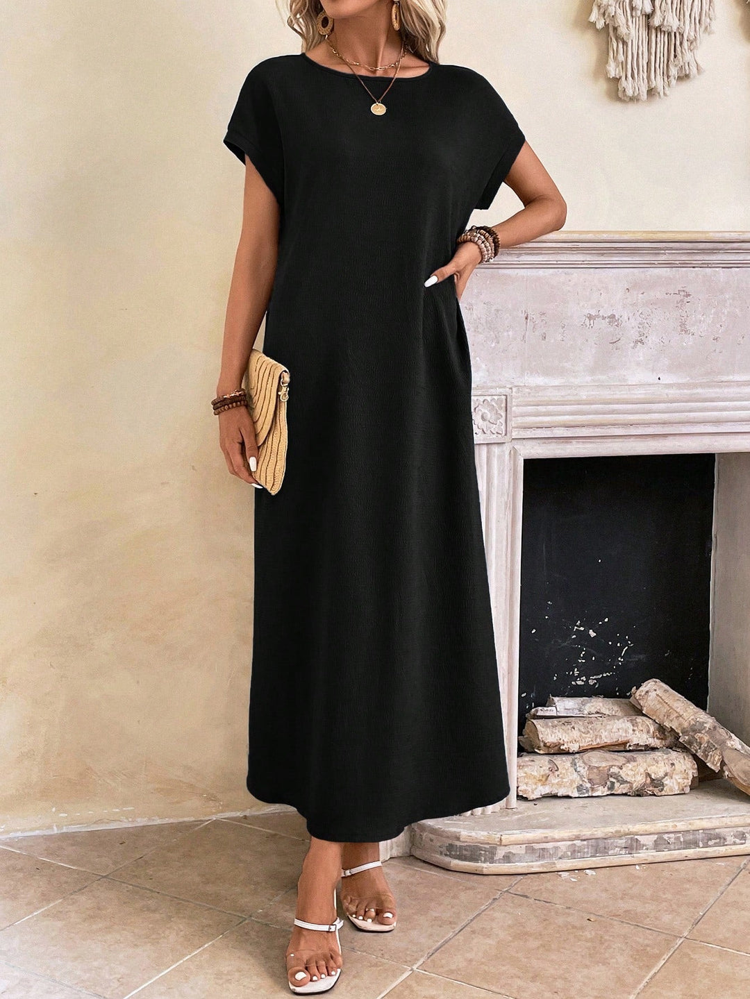 Stella | Midi Summer Dress with Round Neck and Side Slit