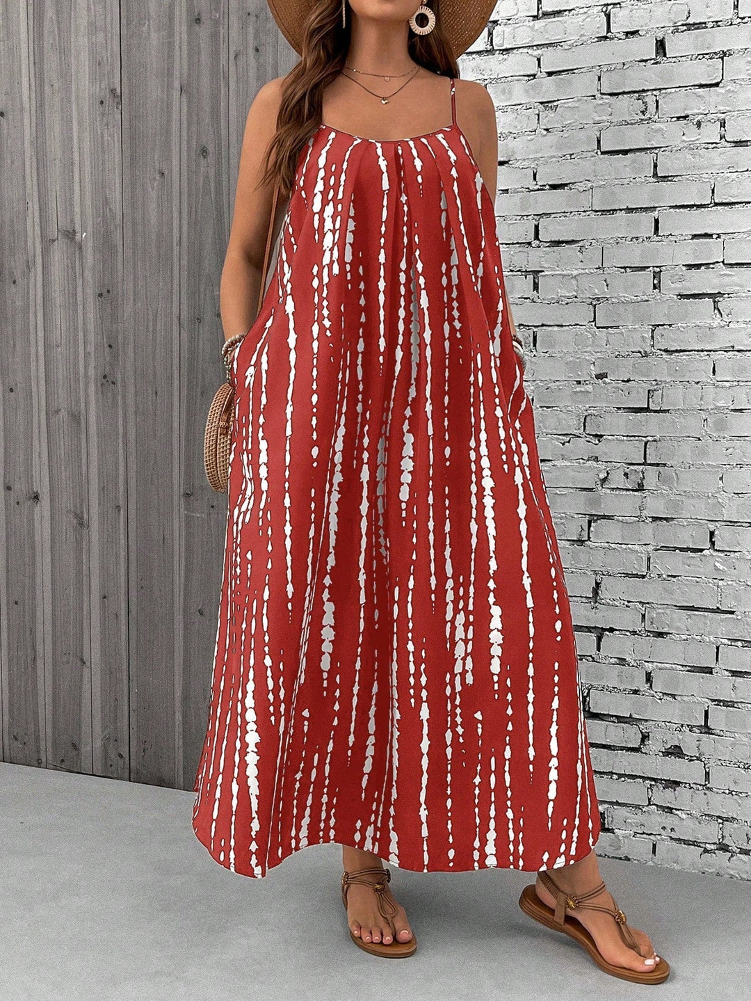 Paisley | Maxi Summer Dress with Tropical Print and Sleeveless Bodice