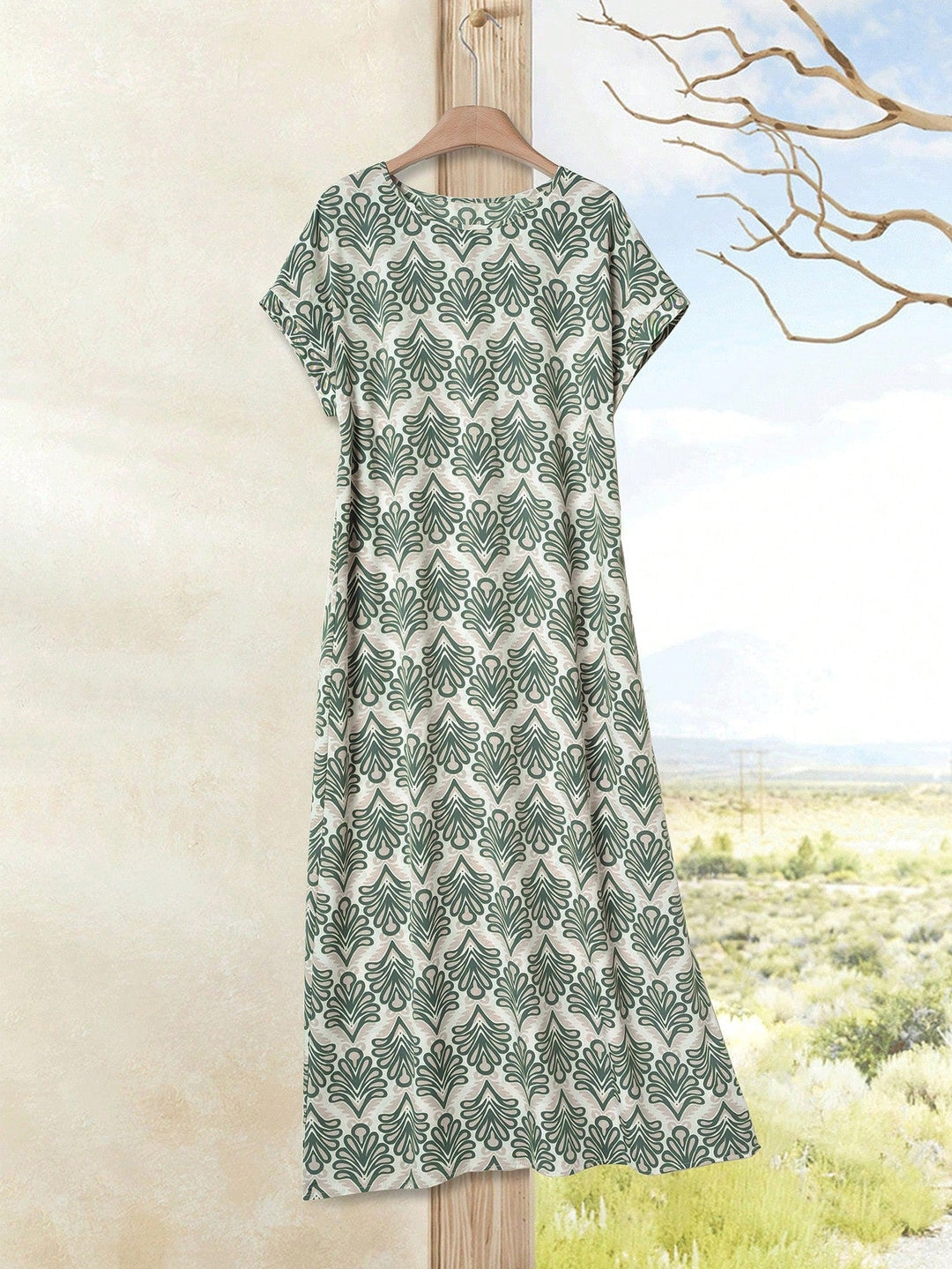 Stella | Midi Summer Dress with Round Neck and Side Slit