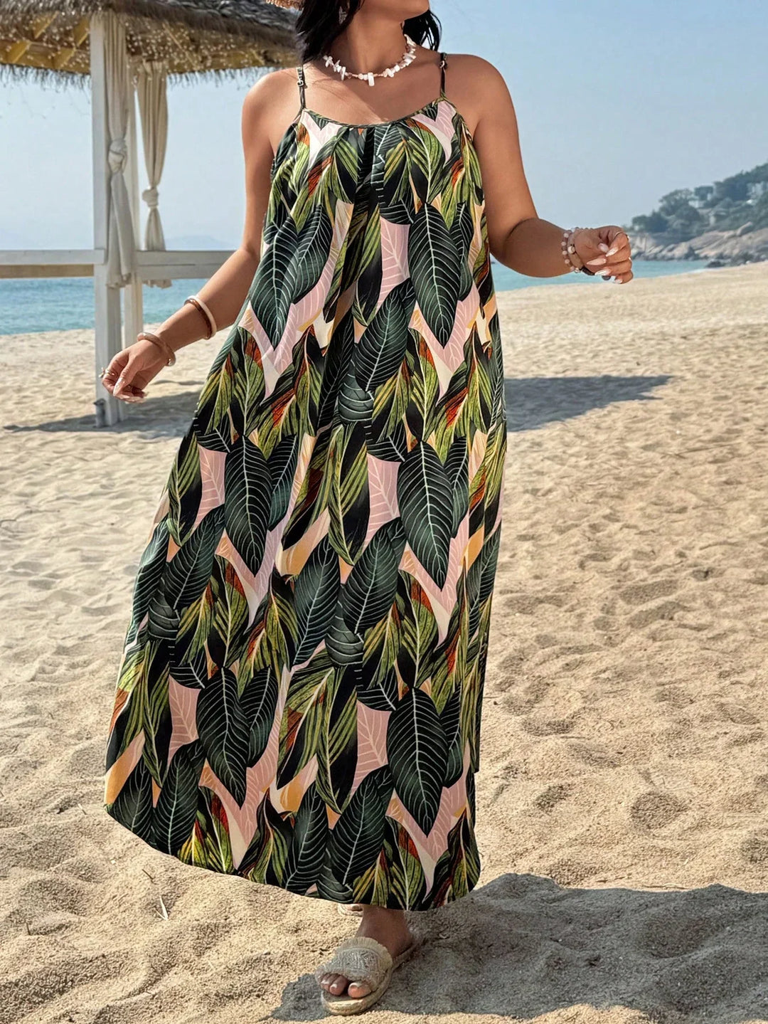 Paisley | Maxi Summer Dress with Tropical Print and Sleeveless Bodice