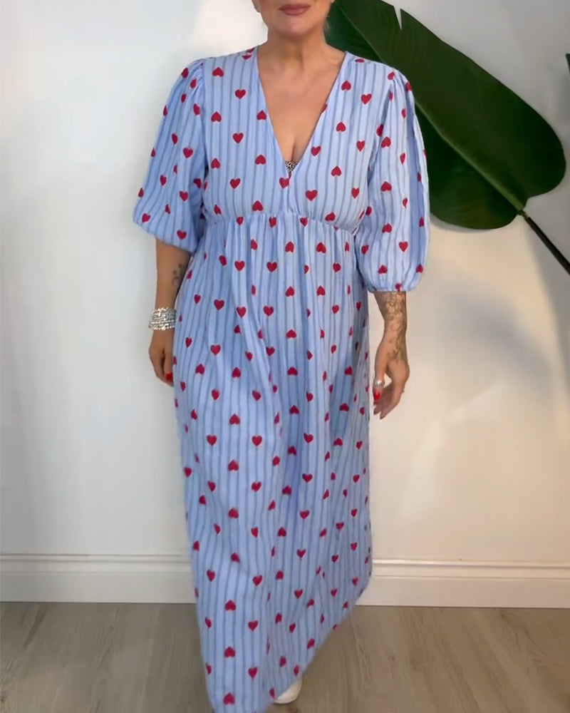 Tina | Maxi Summer Dress with V-Neck and Heart Print