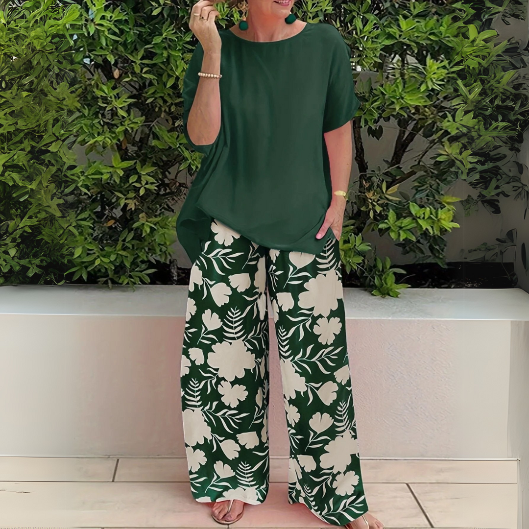 Dina | Matching Set with Floral Print Trousers and Short Sleeve Top