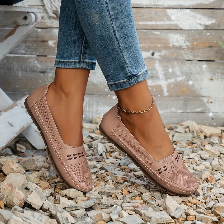Paulette | Orthopedic Flat Shoes with Embroidered Detail