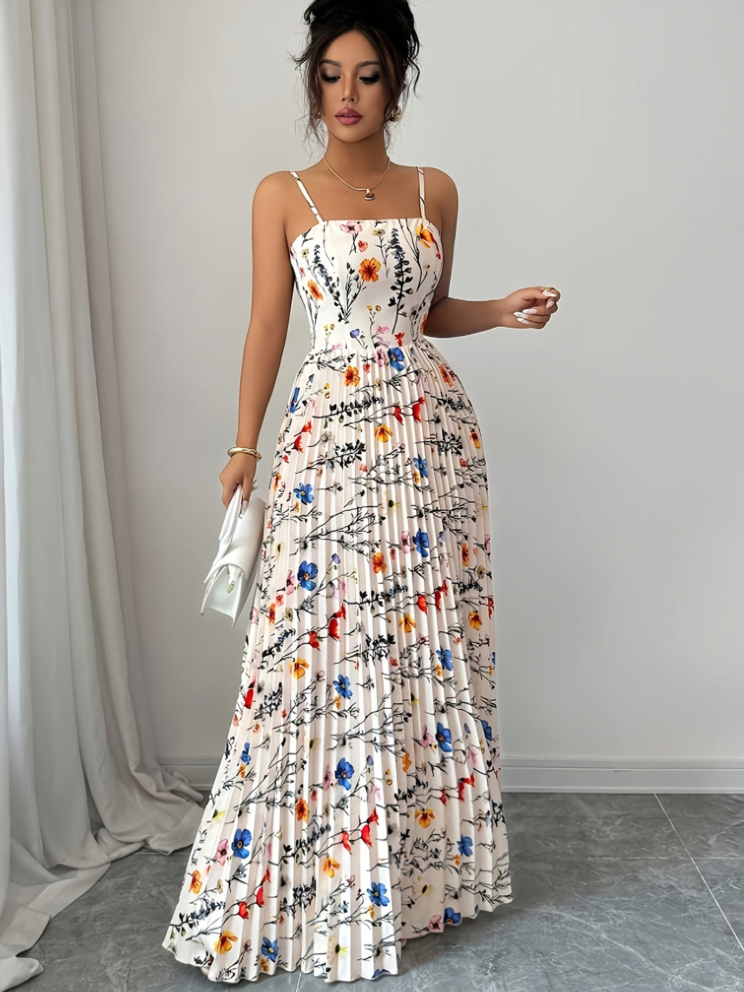 Iris | Maxi Wedding Guest Dress with Floral Print and Square Neck