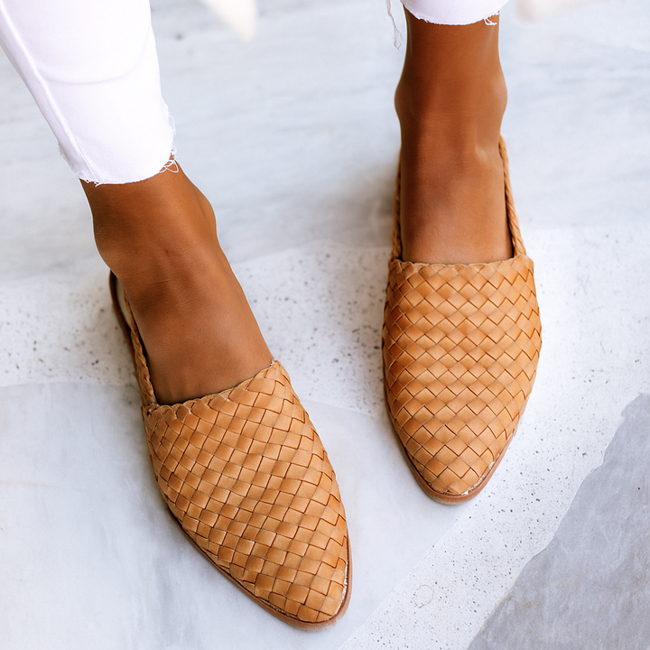 Dana | Orthopedic Pointed Mules with Closed Toe Detail