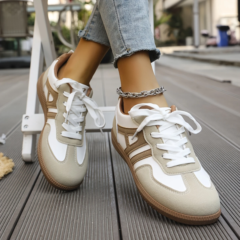 Kinley | Orthopedic Sneakers with Stripe Detail
