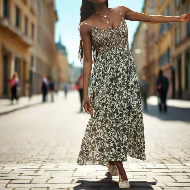 Marlowe | Maxi Summer Dress with Floral Print and Smocked Bodice