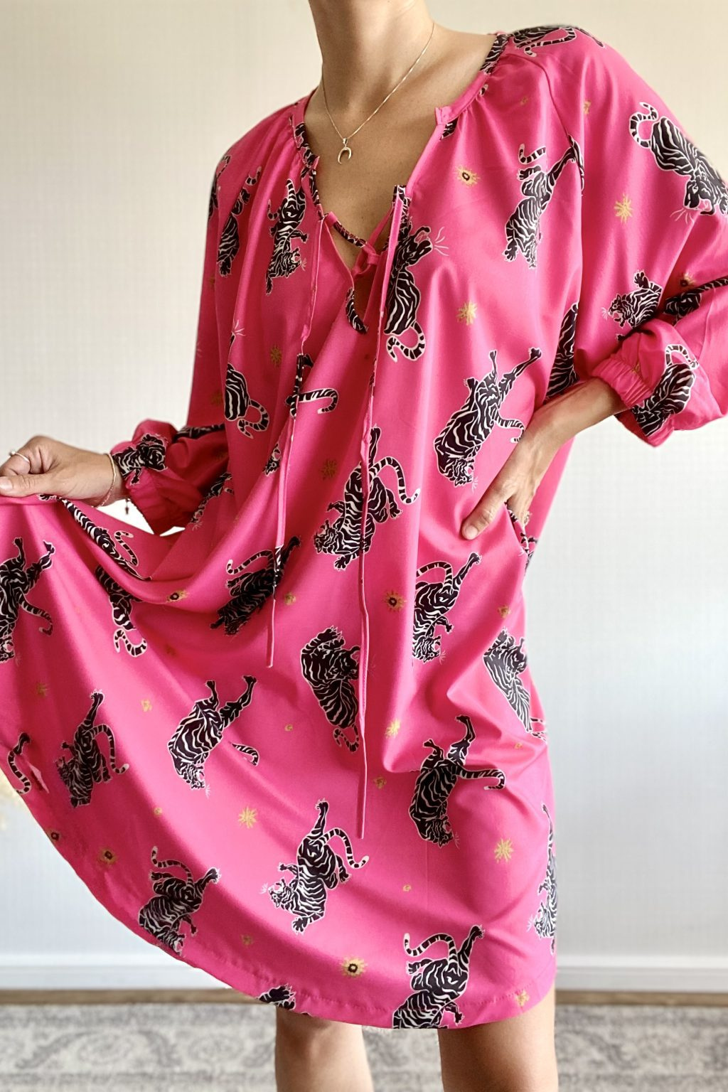 Selene | Mini Summer Dress with Boho Print and V-Neck