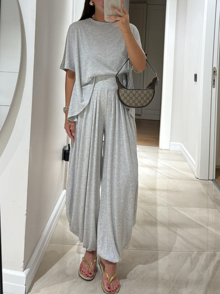 Cass | Loungewear Set with Wide Leg Trousers and Oversized Top