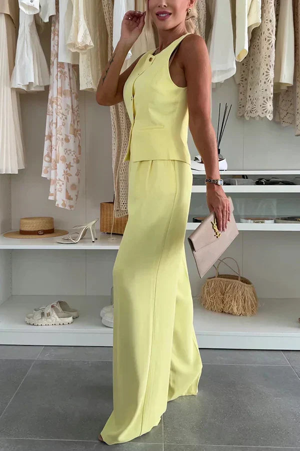 Vela | Two-Piece Set with Wide-Leg Trousers and Button Front