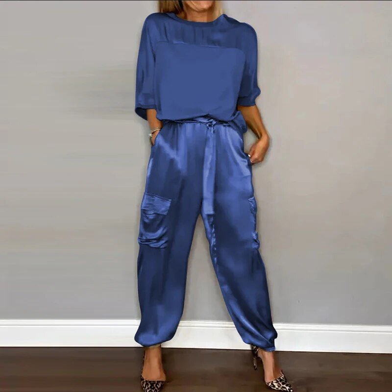 Sola | Two-Piece Set with Cargo Trousers and Boxy Top