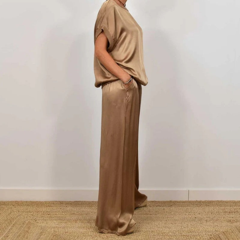 Luna | Matching Set with Wide Leg Trousers and Tie Waist Top