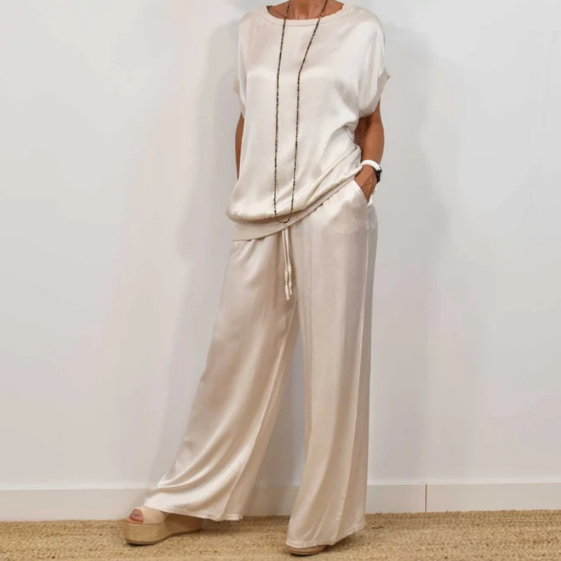 Luna | Matching Set with Wide Leg Trousers and Tie Waist Top
