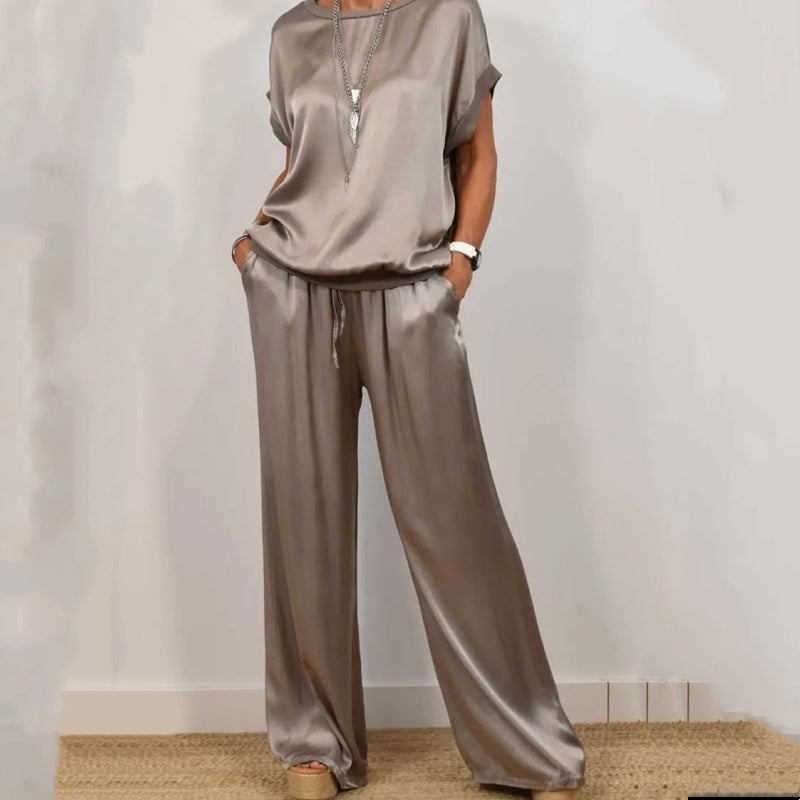 Luna | Matching Set with Wide Leg Trousers and Tie Waist Top